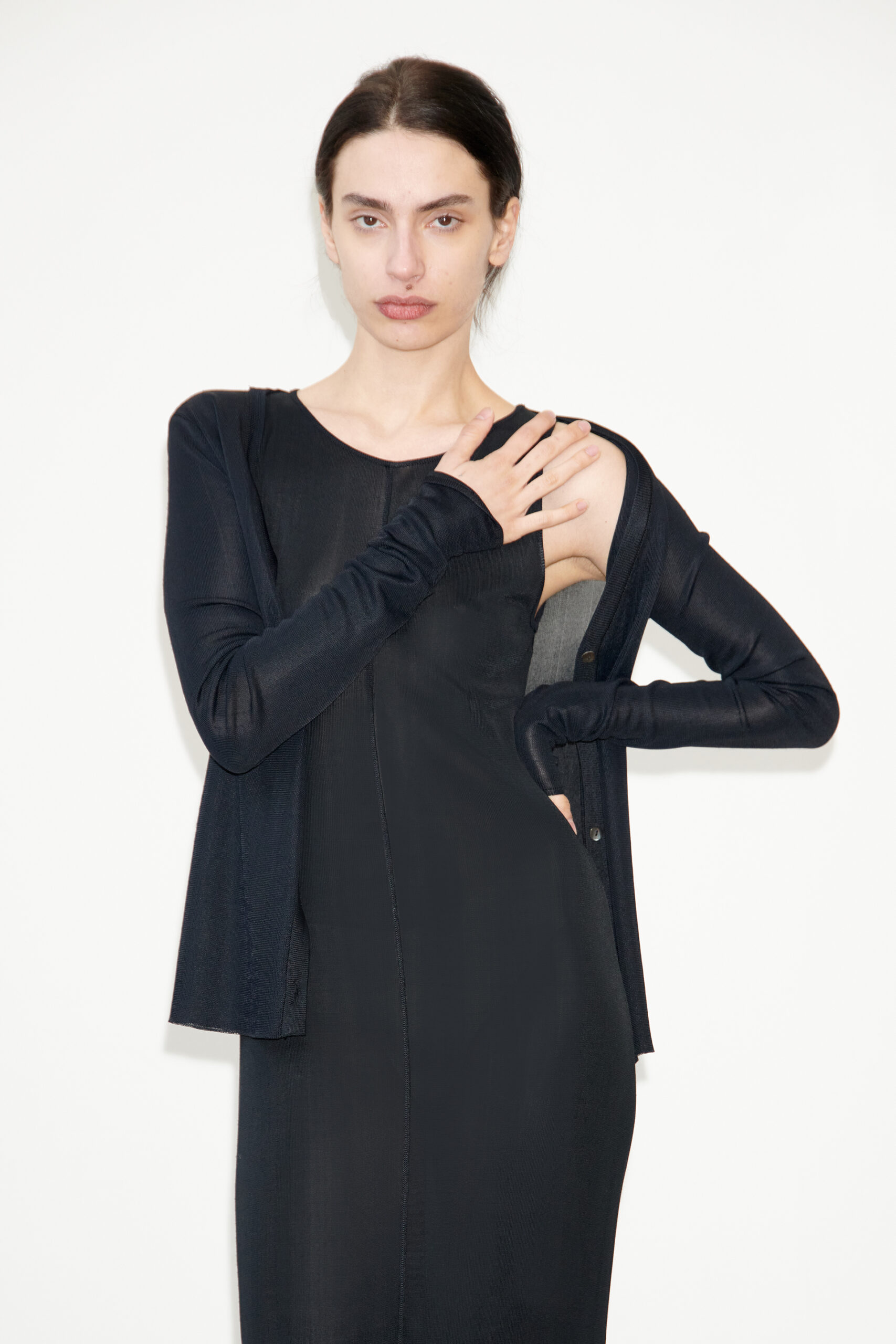 TL180 knitwear Polina Knitted Cardigan Nero 01