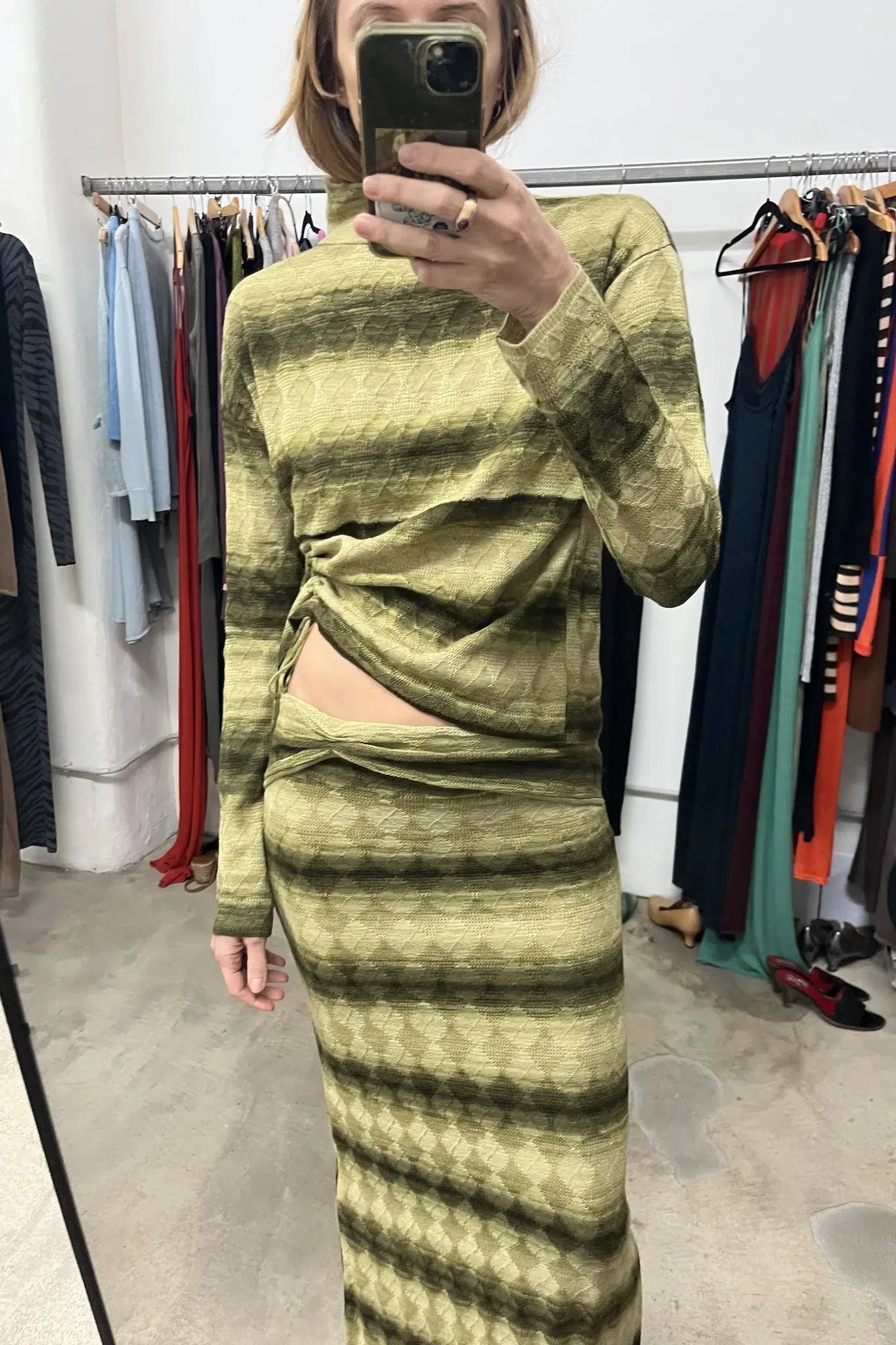 TL180 KNITWEAR MIMI TOP ROMBI DEGRADE VERDE 01 SCALED